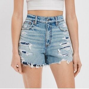 American Eagle Distressed Highest Rise 90’s Boyfriend Shorts 000